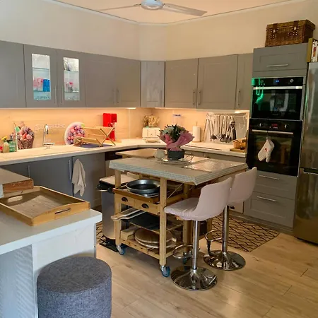 Loft Au Coeur Du Golfe De St Tropez Daire Cogolin